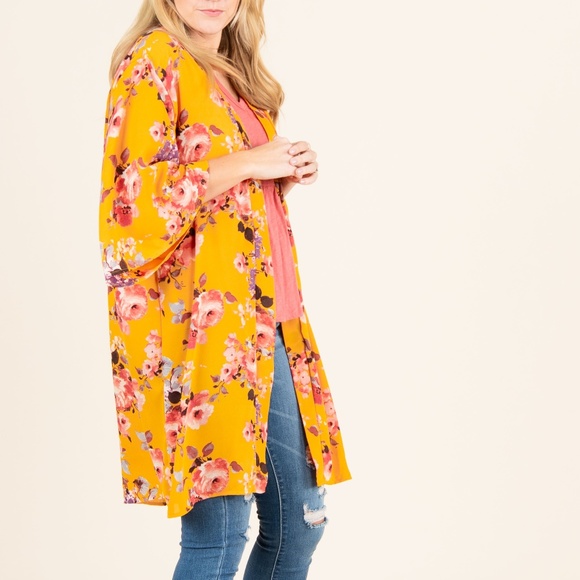 Agnes & Dora Other - ✌ 2 for $25 ✌Gold Floral Kimono